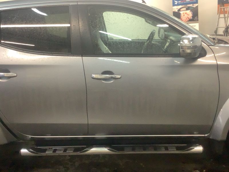 Mitsubishi L 200 2.4 DI-D Plus Doppelkabine 4WD 2017 – снимка 10