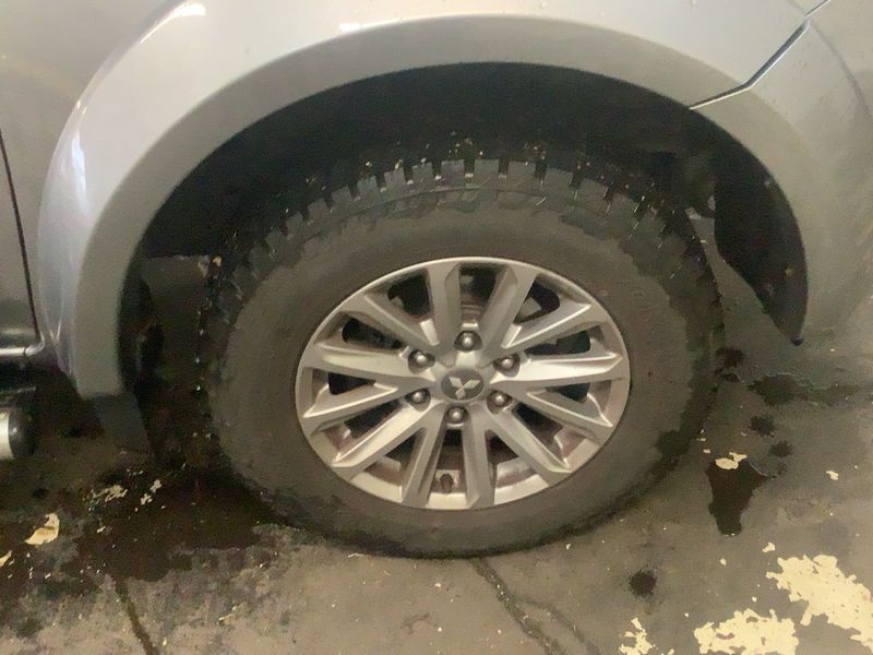 Mitsubishi L 200 2.4 DI-D Plus Doppelkabine 4WD 2017 – снимка 11