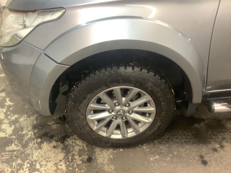 Mitsubishi L 200 2.4 DI-D Plus Doppelkabine 4WD 2017 – снимка 3