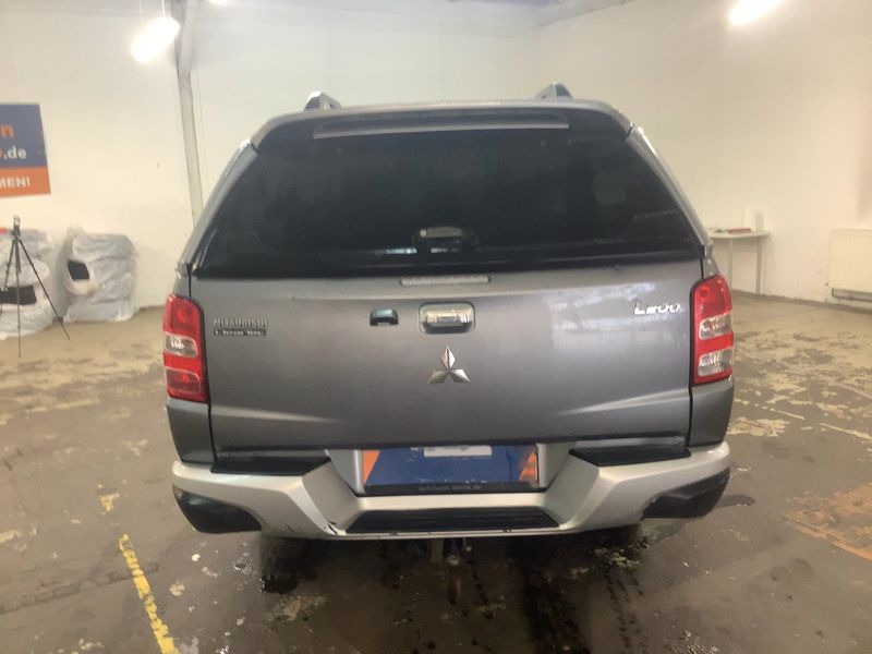 Mitsubishi L 200 2.4 DI-D Plus Doppelkabine 4WD 2017 – снимка 7