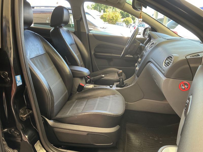 Ford Focus 1.6 TDCi Titanium 2008 – снимка 3