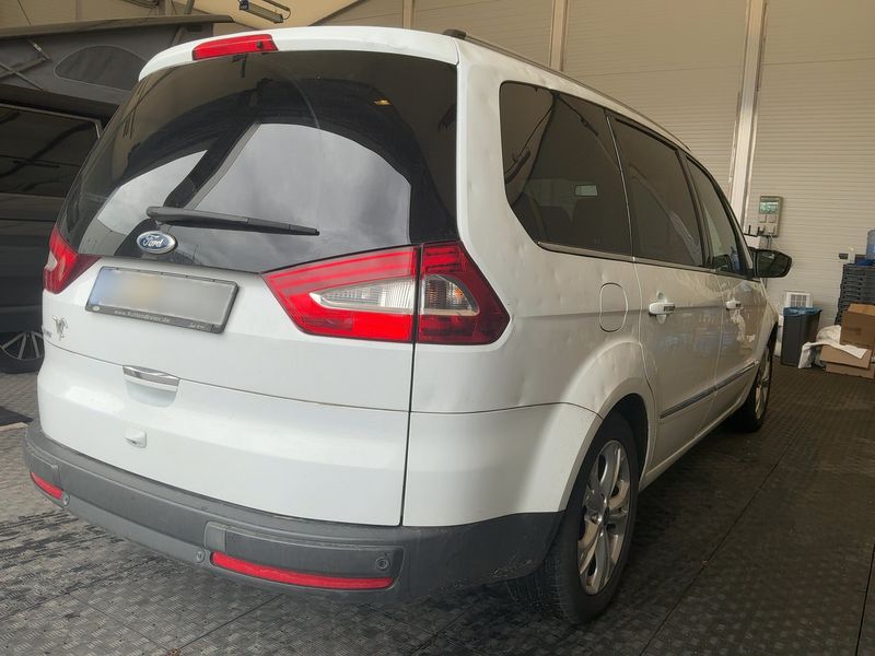 Ford Galaxy 2.0 TDCi Titanium 2014 – снимка 8
