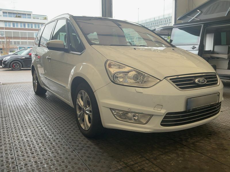 Ford Galaxy 2.0 TDCi Titanium 2014 – снимка 12
