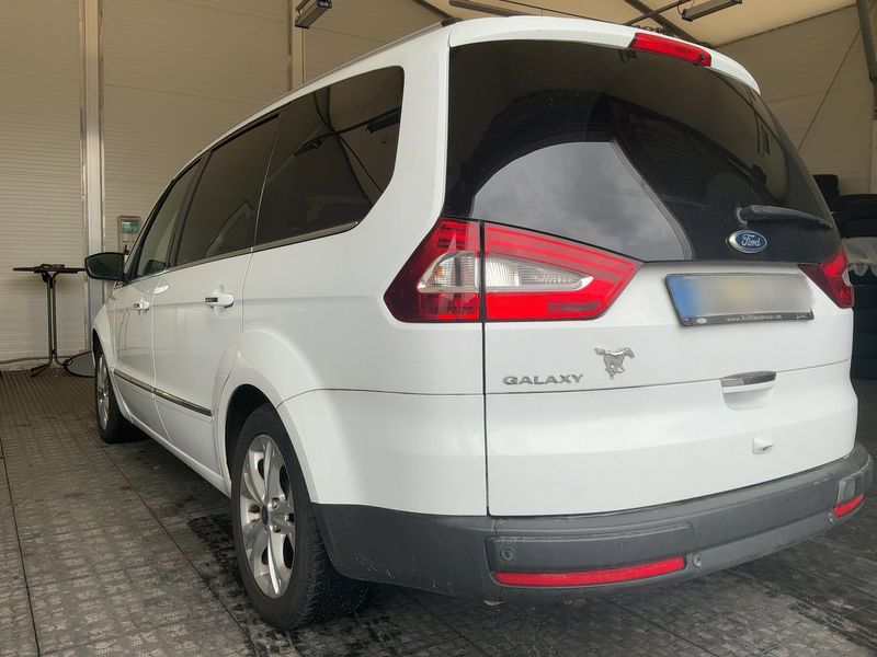 Ford Galaxy 2.0 TDCi Titanium 2014 – снимка 6