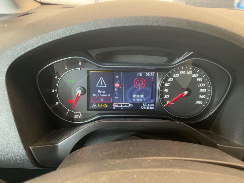 Ford Galaxy 2.0 TDCi Titanium 2014 – снимка 19