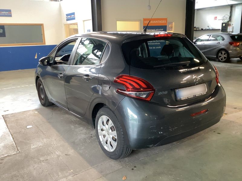 Peugeot 208 1.2 e-VTi Active 2015 – снимка 6