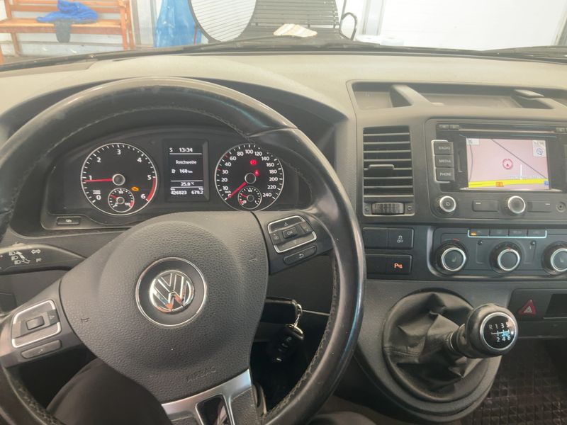 Volkswagen T5 Multivan 2.0 TDI Startline 2011 – снимка 12
