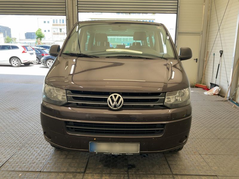 Volkswagen T5 Multivan 2.0 TDI Startline 2011 – снимка 9
