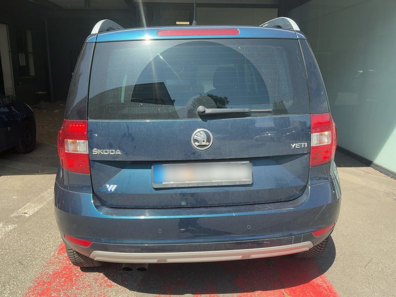 Skoda Yeti 2.0 TDI Edition 2015 – снимка 7