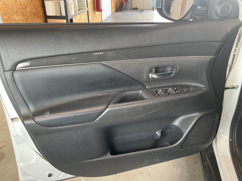 Mitsubishi Outlander 2.0 Instyle 2WD 2021 – снимка 28