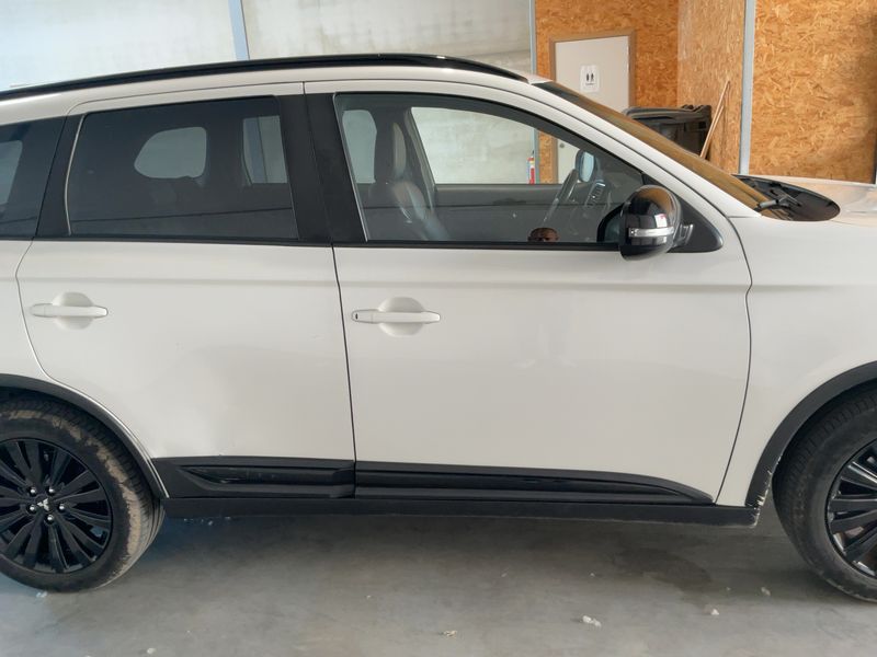 Mitsubishi Outlander 2.0 Instyle 2WD 2021 – снимка 10