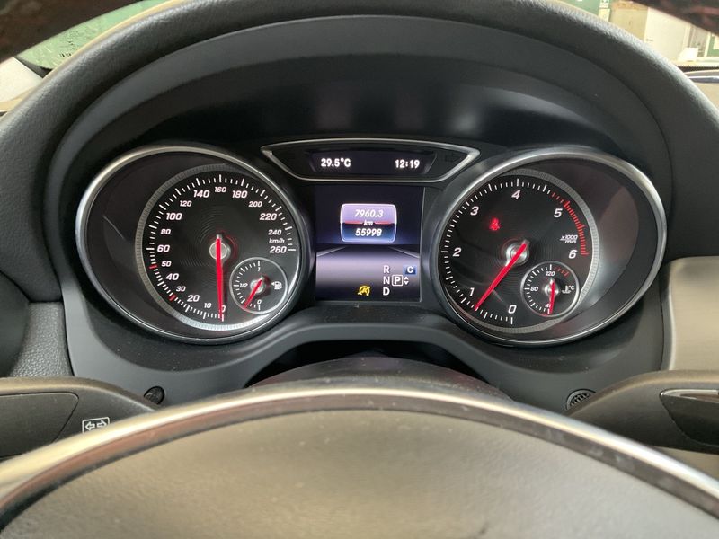 Mercedes-Benz CLA-Klasse CLA 200 d Premium 2017 – снимка 18