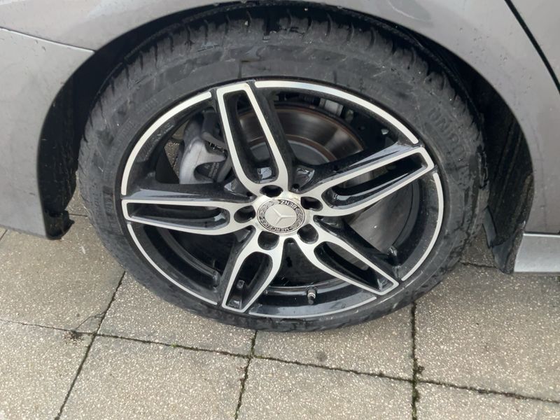 Mercedes-Benz CLA-Klasse CLA 200 d Premium 2017 – снимка 9