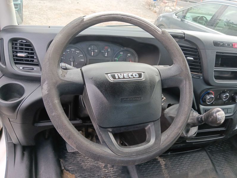 Iveco Daily 3.0 Diesel Einzelkabine 35 C Radstand 3750 2015 – снимка 18