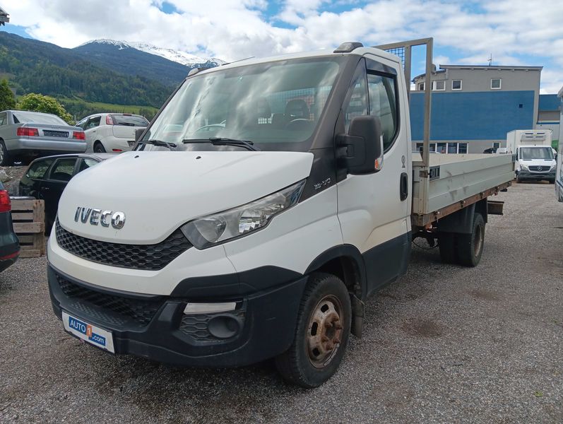 Iveco Daily 3.0 Diesel Einzelkabine 35 C Radstand 3750 2015 – снимка 1