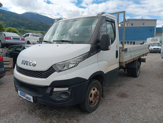 Iveco Daily 3.0 Diesel Einzelkabine 35 C Radstand 3750 2015 – снимка 1