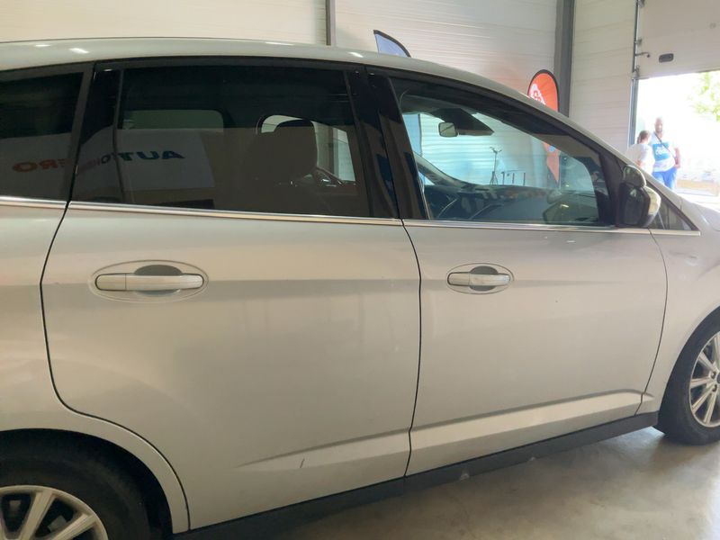 Ford C-Max 1.5 TDCi Titanium 2018 – снимка 10