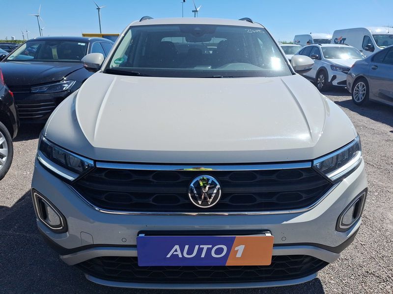 Volkswagen T-Roc 1.0 TSI Move 2024 – снимка 7