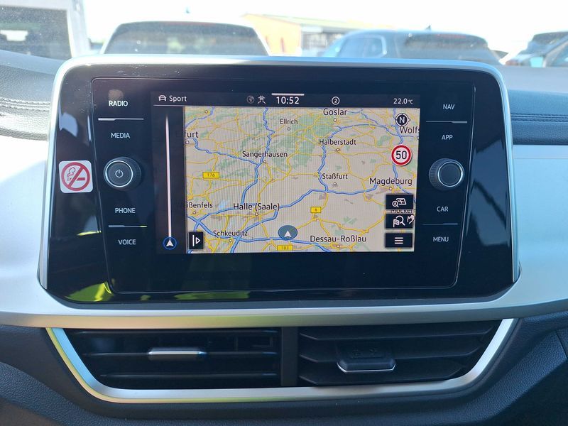 Volkswagen T-Roc 1.0 TSI Move 2024 – снимка 13