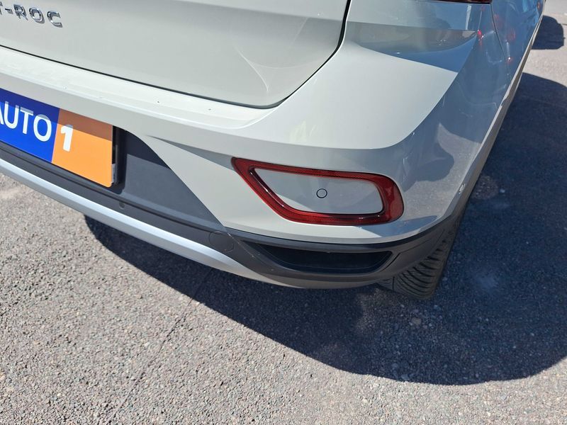 Volkswagen T-Roc 1.0 TSI Move 2024 – снимка 26