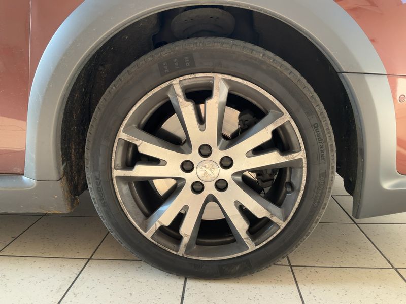 Peugeot 508 2.0 HDi Hybrid4 RXH 2012 – снимка 11