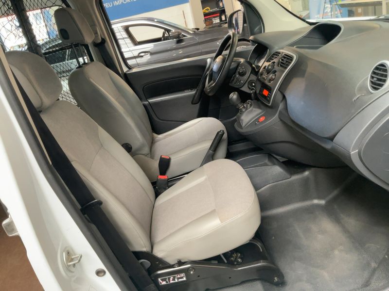 Renault Kangoo 1.5 BLUE dCi Rapid Maxi Extra 2021 – снимка 16