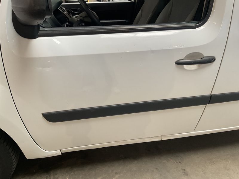 Renault Kangoo 1.5 BLUE dCi Rapid Maxi Extra 2021 – снимка 30
