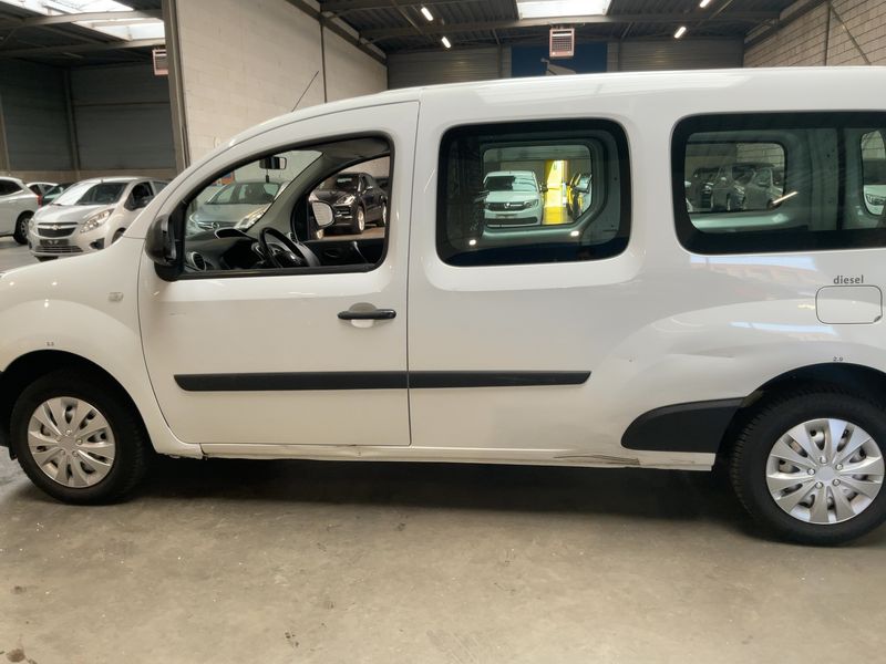 Renault Kangoo 1.5 BLUE dCi Rapid Maxi Extra 2021 – снимка 4