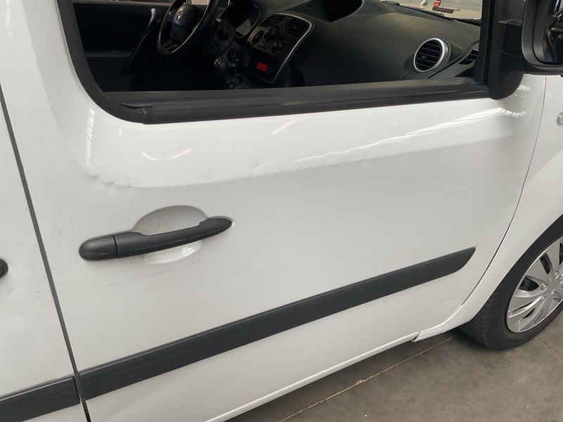 Renault Kangoo 1.5 BLUE dCi Rapid Maxi Extra 2021 – снимка 28