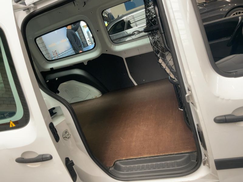 Renault Kangoo 1.5 BLUE dCi Rapid Maxi Extra 2021 – снимка 19