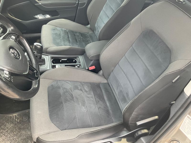 Volkswagen Golf VII 1.6 TDI Highline BlueMotion Tech 2013 – снимка на щета 28