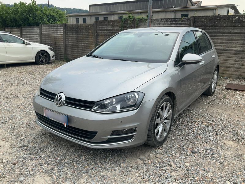 Volkswagen Golf VII 1.6 TDI Highline BlueMotion Tech 2013