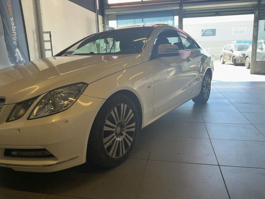 Mercedes-Benz E-Klasse E 220 CDI BlueEfficiency Avantgarde 2012 – снимка 2