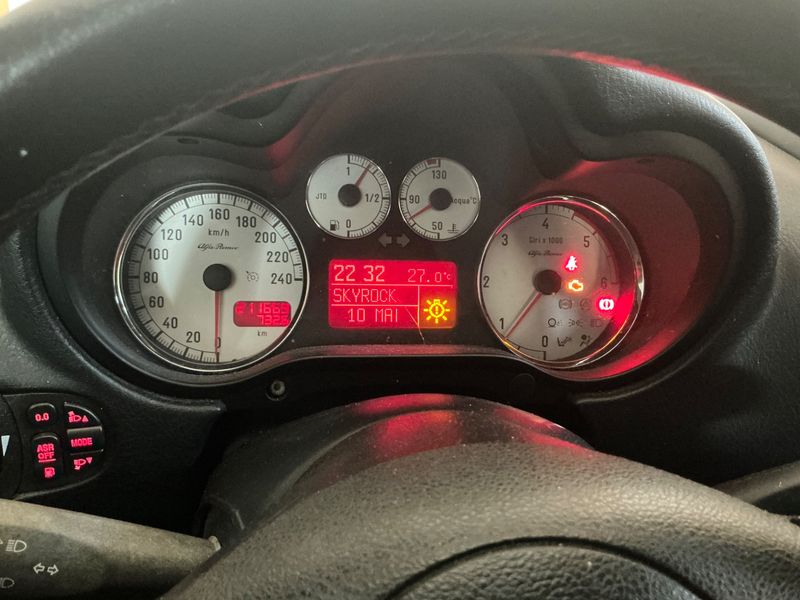 Alfa Romeo Alfa GT 1.9 JTDM Selective 2008 – снимка 4