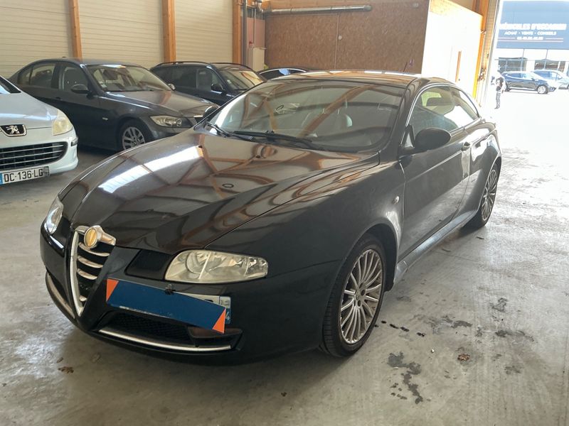 Alfa Romeo Alfa GT 1.9 JTDM Selective 2008 – снимка 1