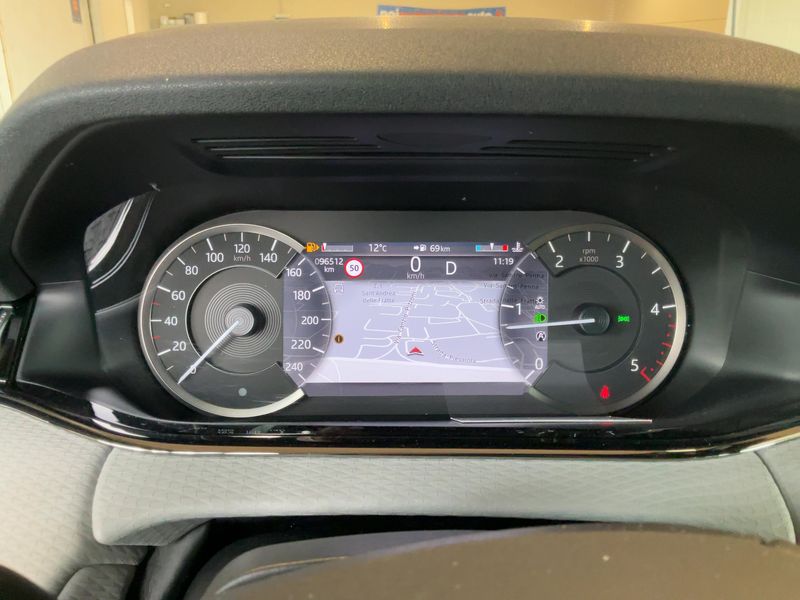 Land Rover Evoque D200 Mild-Hybrid S R-Dynamic 2022 – снимка 18