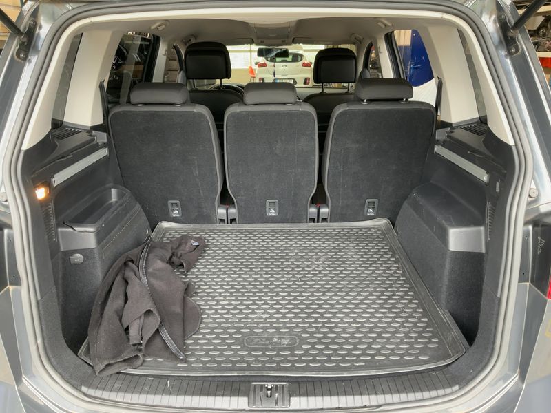 Volkswagen Touran 2.0 TDI Comfortline BlueMotion Tech 2020 – снимка 15