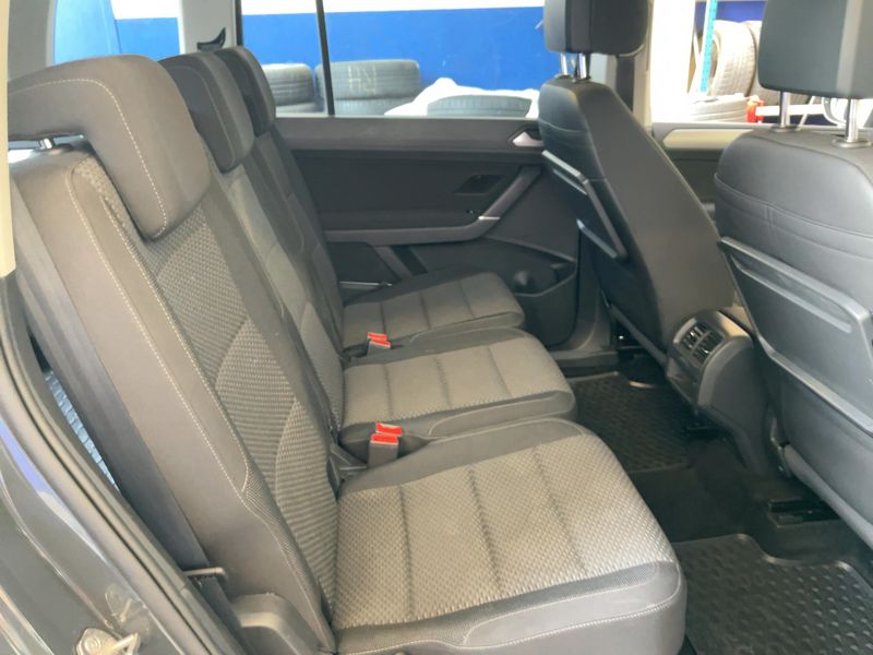 Volkswagen Touran 2.0 TDI Comfortline BlueMotion Tech 2020 – снимка 19