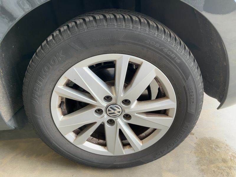 Volkswagen Touran 2.0 TDI Comfortline BlueMotion Tech 2020 – снимка 5