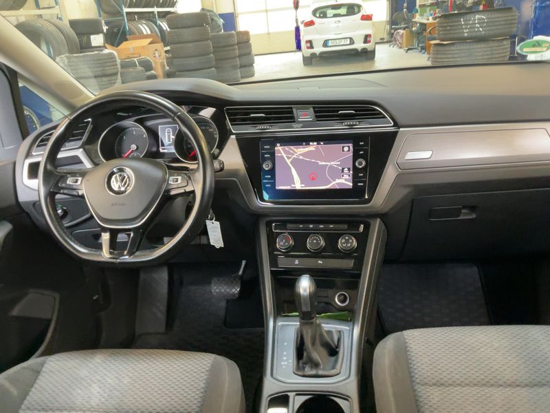 Volkswagen Touran 2.0 TDI Comfortline BlueMotion Tech 2020 – снимка 17