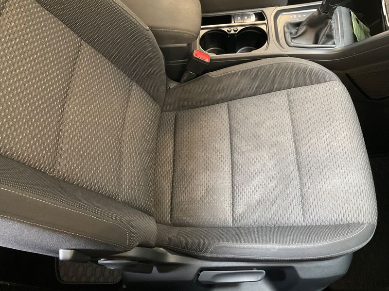 Volkswagen Touran 2.0 TDI Comfortline BlueMotion Tech 2020 – снимка 35