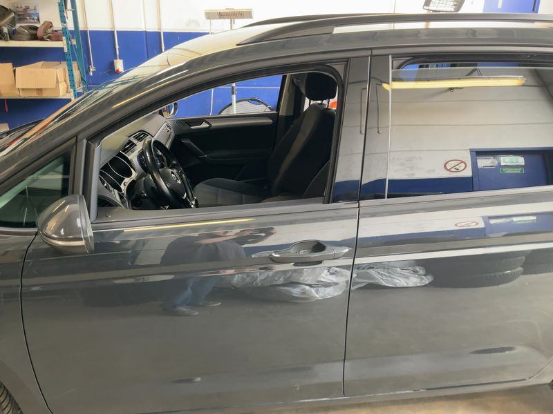 Volkswagen Touran 2.0 TDI Comfortline BlueMotion Tech 2020 – снимка 4