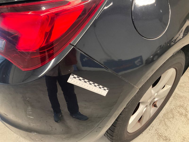 Opel Astra GTC 1.4 Turbo Edition 2012 – снимка 29
