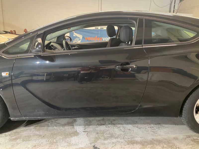 Opel Astra GTC 1.4 Turbo Edition 2012 – снимка 4