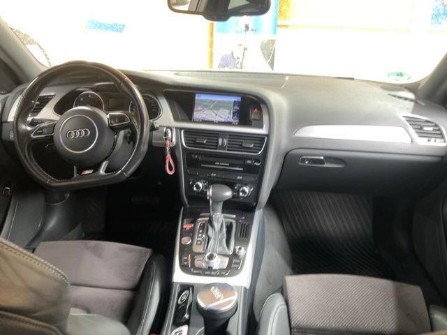 Audi A4 2.0 TDI quattro S line Sportpaket plus 2015 – снимка 18