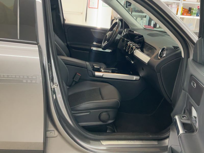 Mercedes-Benz GLB-Klasse GLB 250 Progressive 2022 – снимка 17