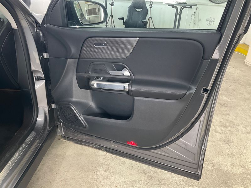 Mercedes-Benz GLB-Klasse GLB 250 Progressive 2022 – снимка 26