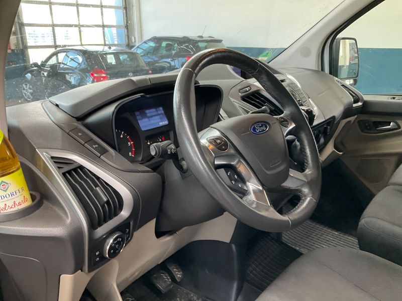 Ford Transit 2.2 TDCi 300 L1 Tourneo Trend 2015 – снимка 38