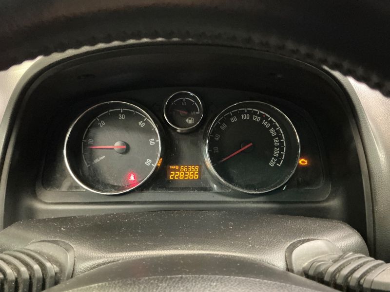 Opel Antara 2.2 CDTI Edition Pack 4x2 2012 – снимка 4