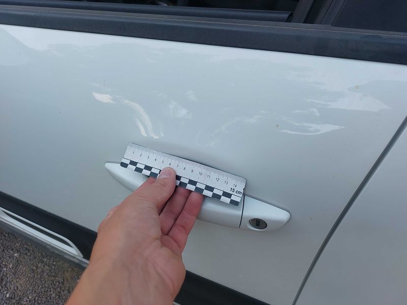 Citroen C3 1.5 Blue-HDi Société Feel Nav 2020 – снимка на щета 47